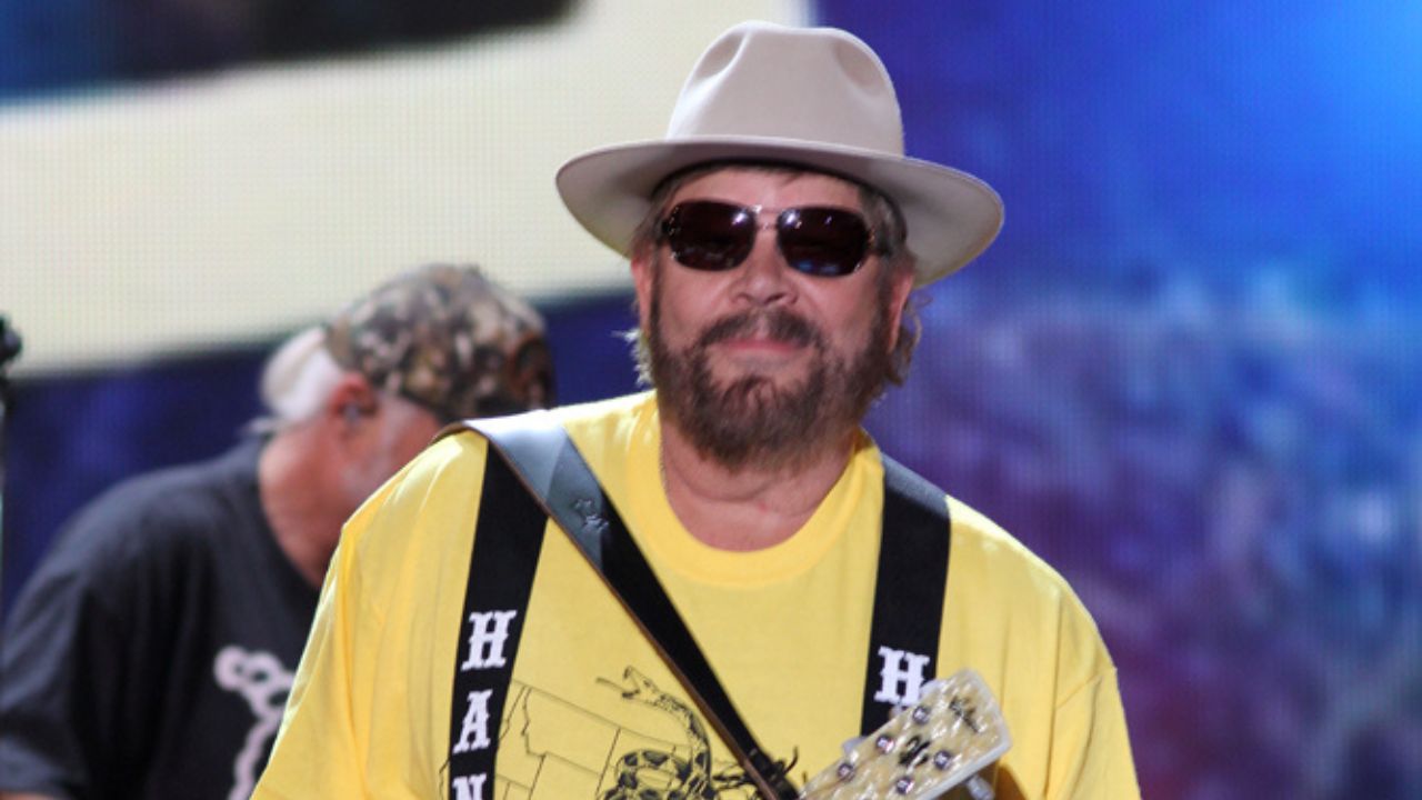 Hank Williams Jr. sunaglasses