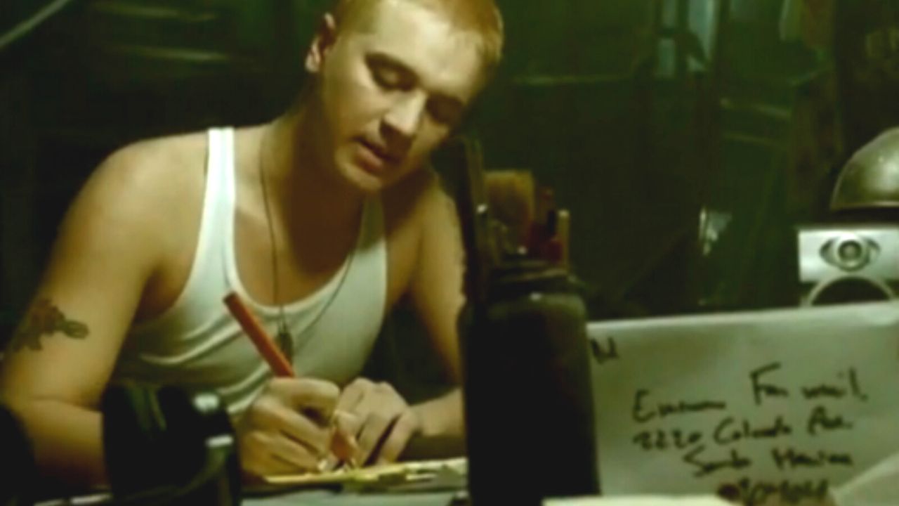 Is 'Stan' Based on a True Story? The Truth Behind Eminem's Song - The ...