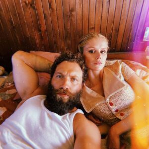 Who is Jai Courtney’s Wife? Is He Married? - The Little Facts