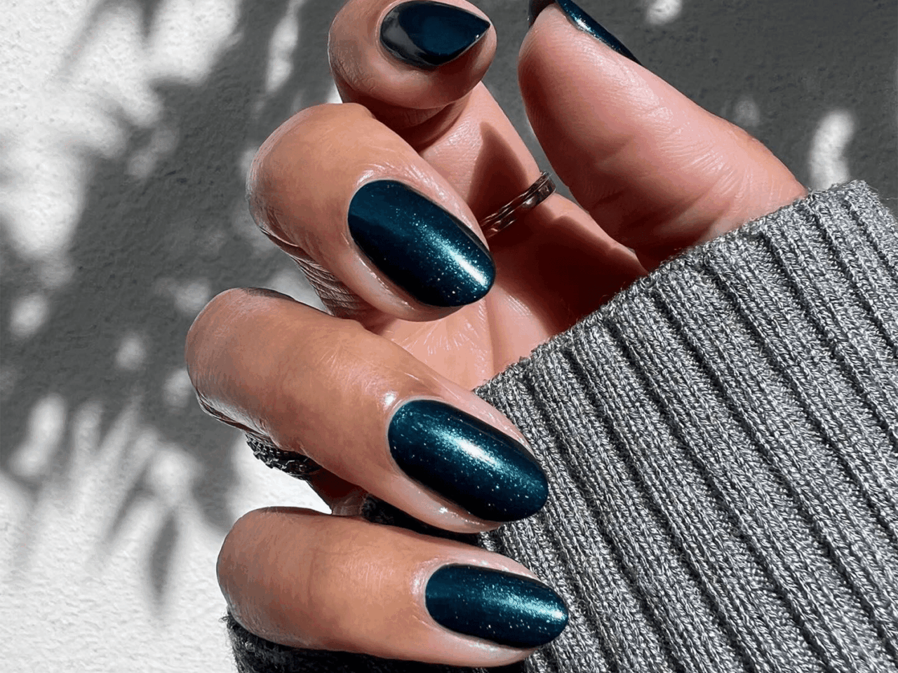 Winter Gel Nails: Cozy, Stylish Looks That Last All Season