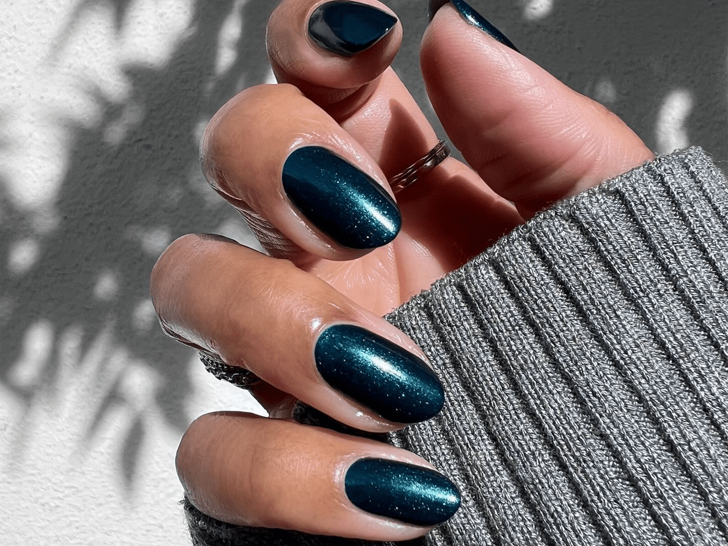 Winter Gel Nails: Cozy, Stylish Looks That Last All Season