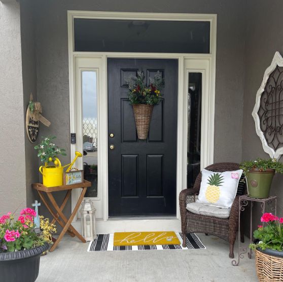 Cheerful Yellow Accents