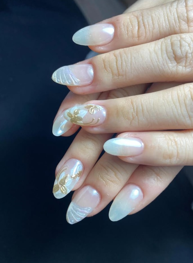 Soft Pearl Gradient with Gold Accents
