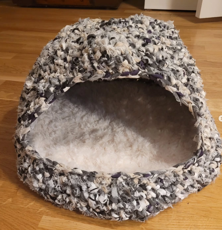 Braided Fabric Cat Cave
