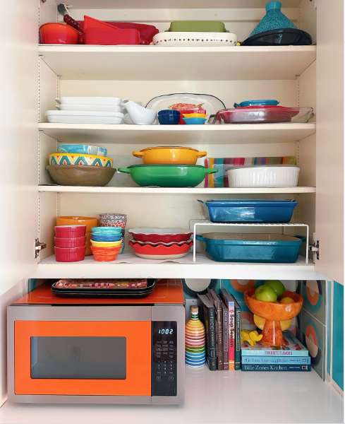 Rainbow Bakeware Collection Display