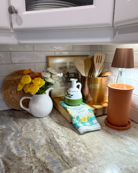 Cottage-Style Spring Corner