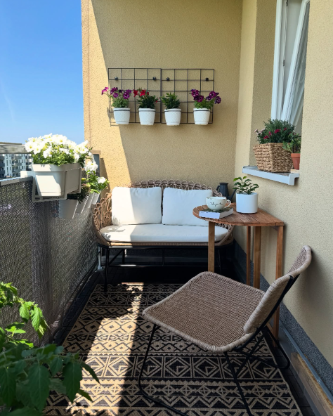 Minimalist Wicker Seating