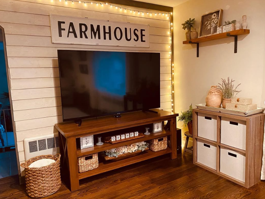 Cozy Farmhouse Shiplap Feature Wall
