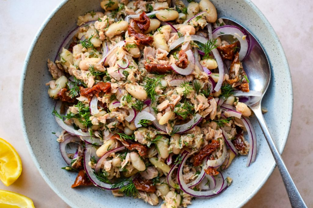 Tuna and White Bean Salad with Sun-Dried Tomatoes