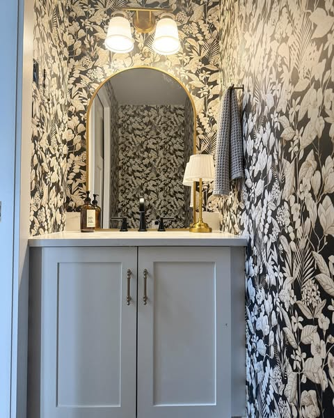 Soft Sage Vertical Tile