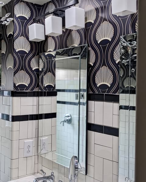 Art Deco Black and White Tile
