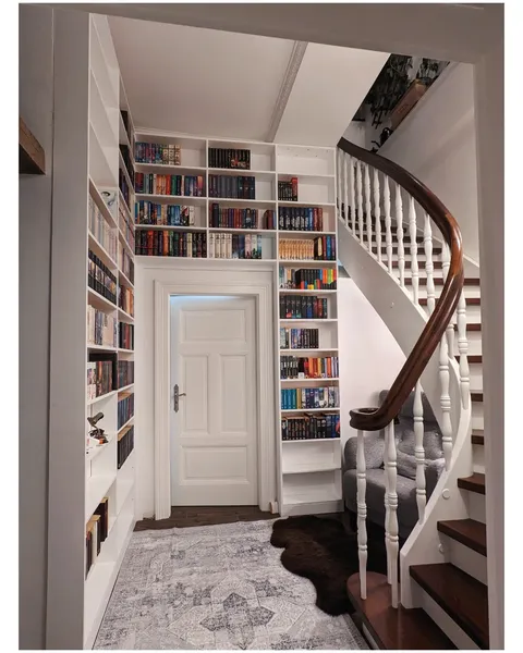 Staircase Wall Bookshelf
