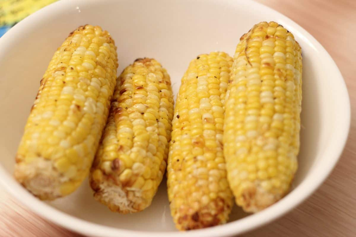 Easy Air Fryer Corn